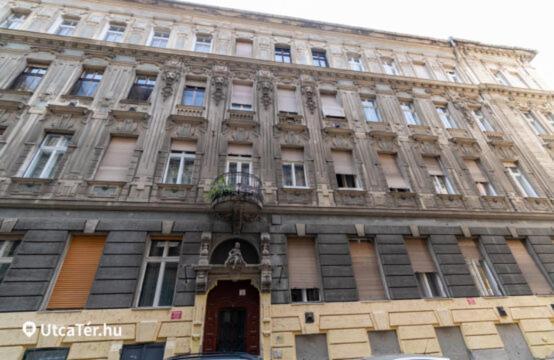 Ejjeli Majom Hostel Boedapest Buitenkant foto